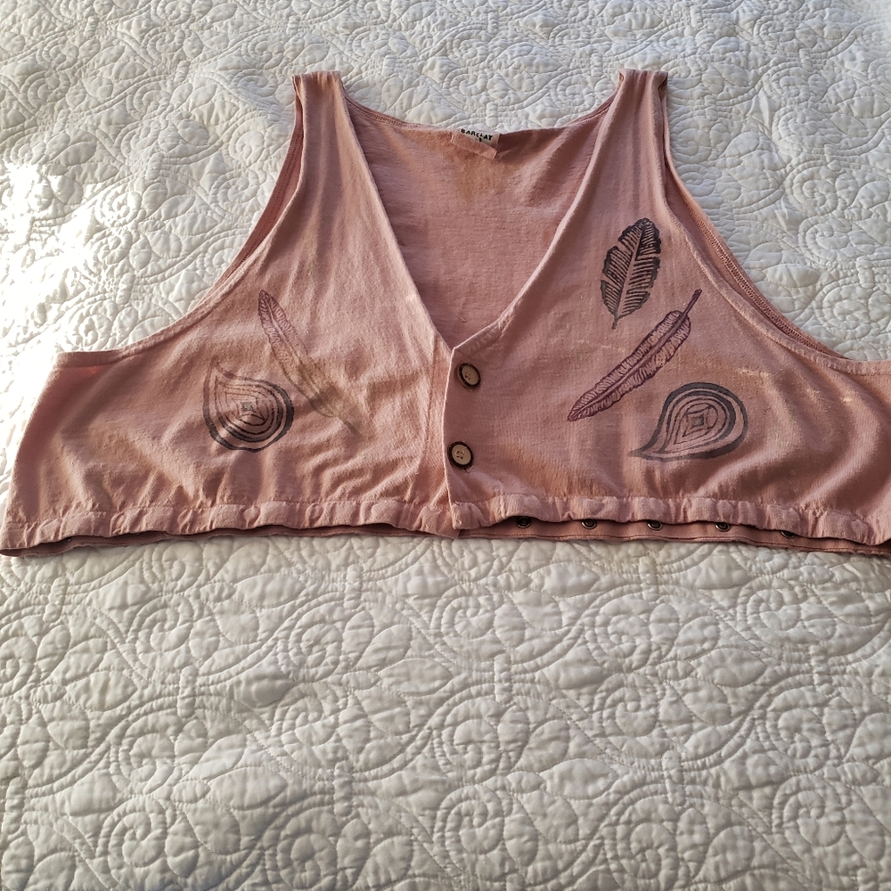 🌷🎀💄Warm spring pink Bluefish snap apart twig wreath/feathers 2 piece vest - Picture 3 of 5